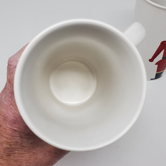 STARBUCKS RETIRED CERAMIC COFFEE MUGS HOLIDAY 2012 SET OF TWO NUTCRACKER - Picture 8 of 11